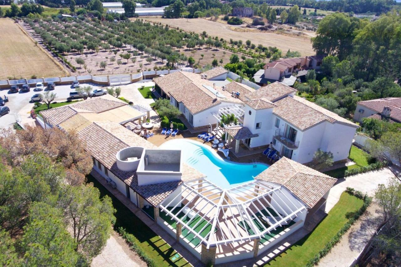 Eliantos Boutique Hotel & Spa Santa Margherita di Pula Kültér fotó